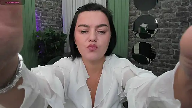 moodberry online show from 10-22-25, 06:57