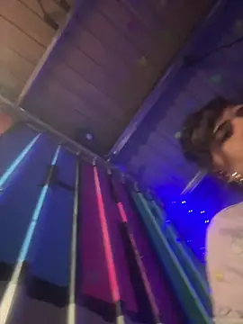 Snapshot of intoxicated13 chatting on 04-13-26, 09:15 intoxicated13 online show from 04-13-26, 09:15