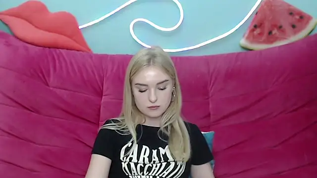 SofySofty online show from 11-07-25, 05:57