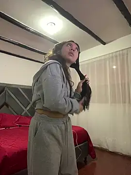 Sara-cooper2 online show from 04-03-26, 02:04