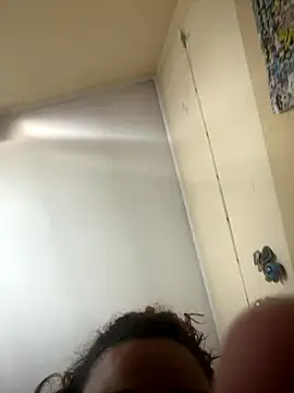 Snapshot of chiaretta_loveit chatting on 10-10-25, 12:26 chiaretta loveit online show from 10-10-25, 12:26