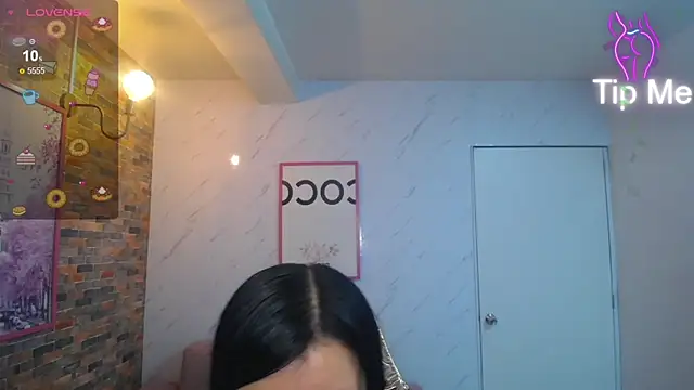 Eilyn love b online show from 09-30-25, 01:05