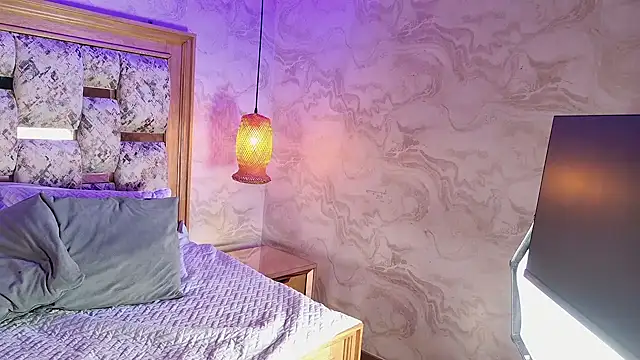 julyana mendez online show from 10-11-25, 07:12