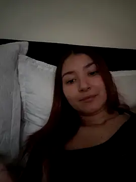 Snapshot of Isis-Blaze chatting on 11-10-25, 08:41 Isis-Blaze online show from 11-10-25, 08:41