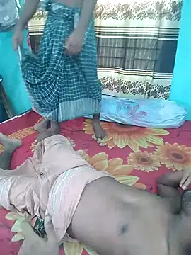 Snapshot of soft_drinks chatting on 10-13-25, 10:15 soft drinks online show from 10-13-25, 10:15