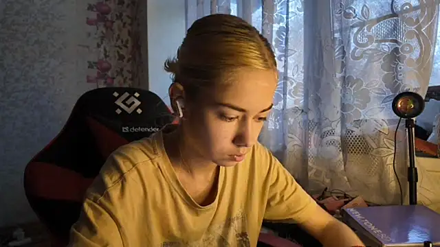 Witching Moon online show from 11-01-25, 08:38