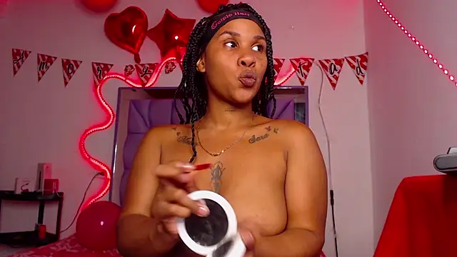 Snapshot of Icyjackson chatting on 09-13-25, 09:25 Icyjackson online show from 09-13-25, 09:25