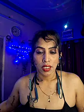 Love Beauty01 online show from 03-08-26, 06:44