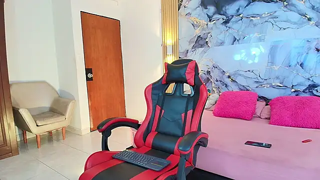 tammy 02  online show from 02-13-26, 02:13