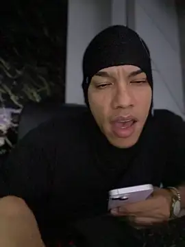 AlphaMasterXxx online show from 10-15-25, 02:01