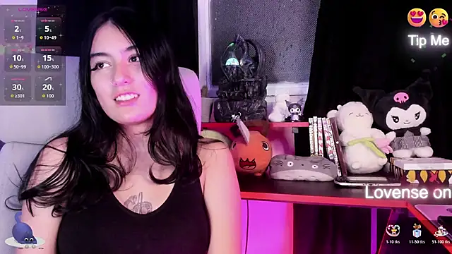 namiiwhite online show from 11-26-25, 02:56