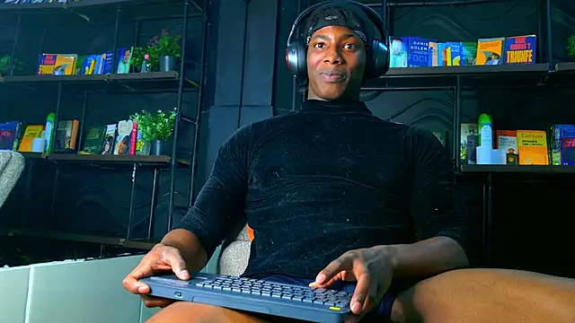 Snapshot of dalton_asher chatting on 11-12-25, 09:32 dalton asher online show from 11-12-25, 09:32