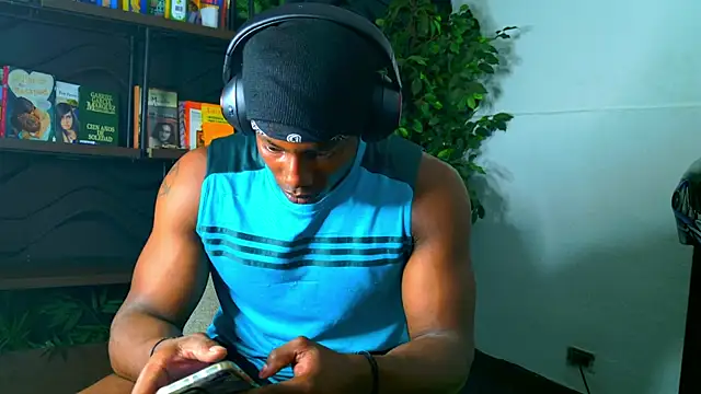 Snapshot of dalton_asher chatting on 11-19-25, 03:12 dalton asher online show from 11-19-25, 03:12