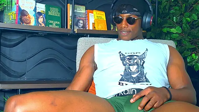 Snapshot of dalton_asher chatting on 11-21-25, 05:55 dalton asher online show from 11-21-25, 05:55