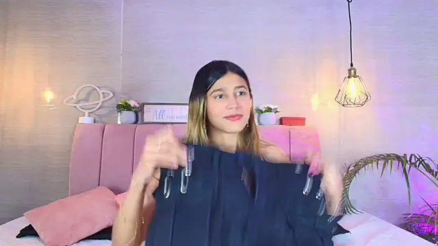 im sofii18 online show from 10-16-25, 07:48