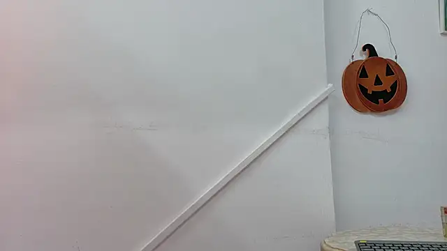 Lizbeth Rouse online show from 10-29-25, 11:45