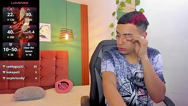 Aisha andy online show from 11-07-25, 02:33