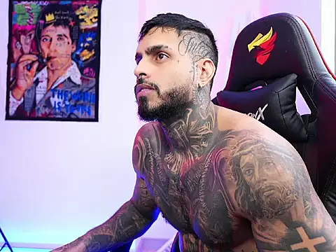 Snapshot of logan_hugh8 chatting on 10-22-25, 09:47 logan hugh8 online show from 10-22-25, 09:47