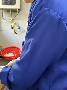 coco-o online show from 11-14-25, 03:16