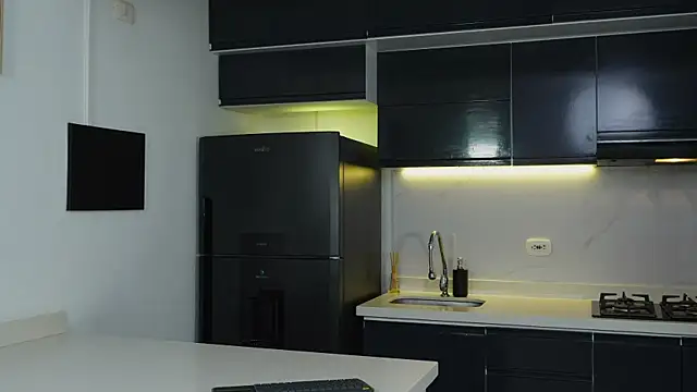 Snapshot of Timmyshy_ chatting on 11-13-25, 10:08 Timmyshy online show from 11-13-25, 10:08