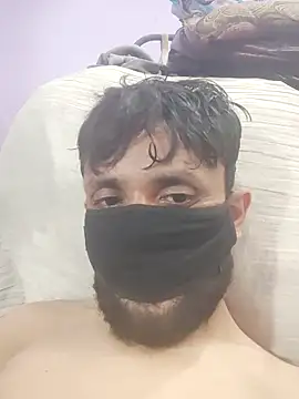 Snapshot of wwloki5 chatting on 09-18-25, 04:09 wwloki5 online show from 09-18-25, 04:09