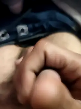 Snapshot of wwloki5 chatting on 11-22-25, 04:17 wwloki5 online show from 11-22-25, 04:17