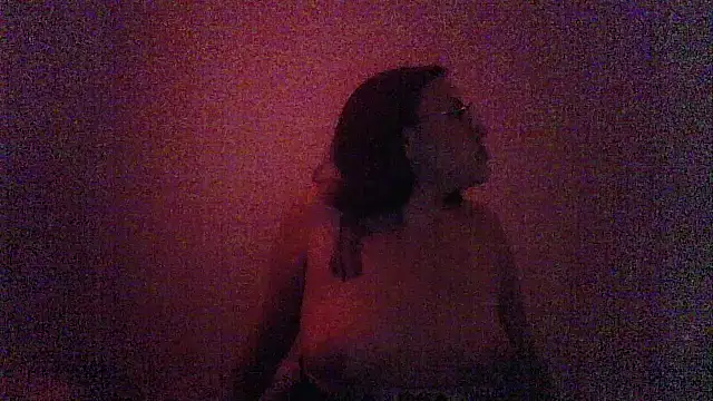 Snapshot of jenmarquez_ chatting on 10-25-25, 07:16 jenmarquez  online show from 10-25-25, 07:16