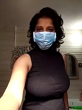 Love Foreverr12 online show from 11-18-25, 07:13