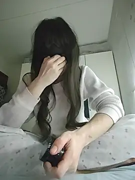 Snapshot of SweetSun69 chatting on 02-04-26, 09:31 SweetSun69 online show from 02-04-26, 09:31