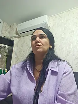 VickyDivinee online show from 09-19-25, 06:08