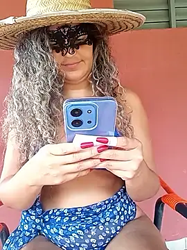 RaphinhaSanches online show from 02-21-26, 02:07