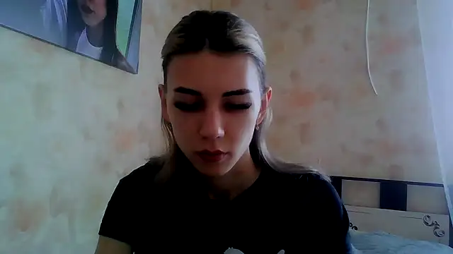 Crazy Empresis online show from 04-03-26, 05:27