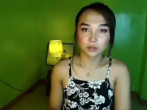 SultryCyraFoxmore online show from 03-05-26, 06:53