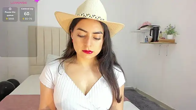 sashaa petit online show from 09-15-25, 12:05