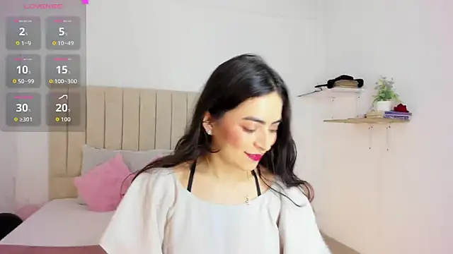 sashaa petit online show from 10-04-25, 11:08