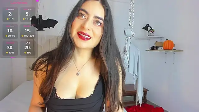 sashaa petit online show from 10-21-25, 11:44