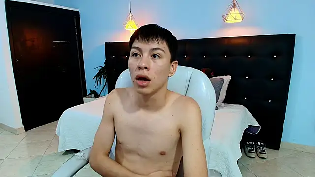 Abraham horny18 online show from 09-23-25, 08:12