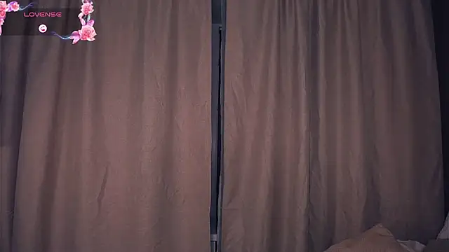 MalvinaKroening online show from 11-22-25, 04:55