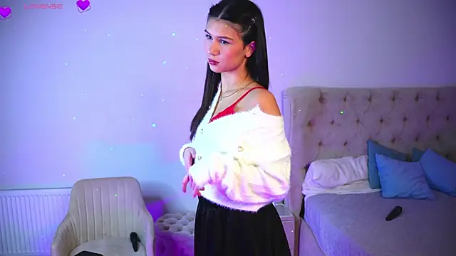 LaylaHoeft online show from 10-02-25, 03:19