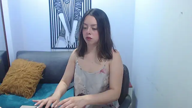 LiaGlow online show from 09-13-25, 03:56