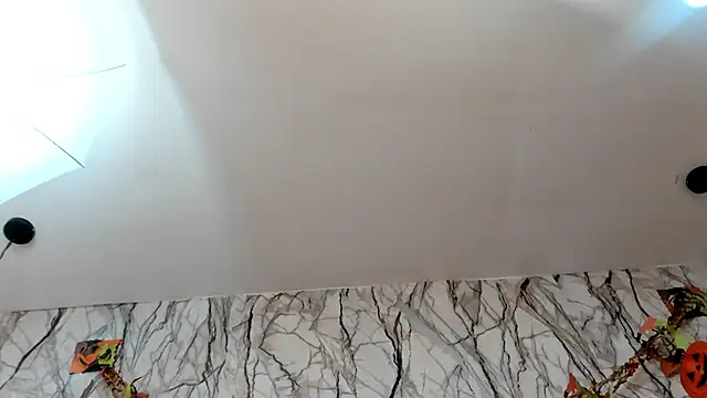 EXOTIC EBONY  online show from 10-20-25, 07:03