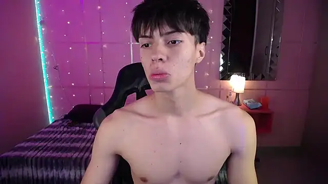 Justin gray  online show from 11-07-25, 03:01