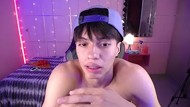 Justin gray  online show from 11-13-25, 08:19