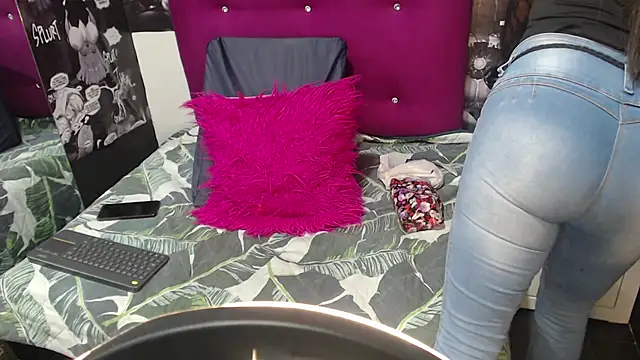 Snapshot of canela_a73 chatting on 09-20-25, 07:37 canela a73 online show from 09-20-25, 07:37