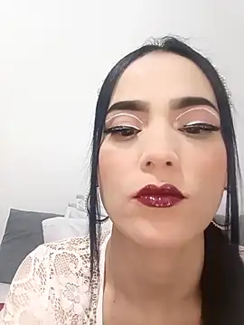 Snapshot of jamila_zair chatting on 11-14-25, 01:21 jamila zair online show from 11-14-25, 01:21