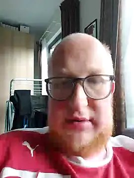 Snapshot of geilerd122 chatting on 10-04-25, 02:48 geilerd122 online show from 10-04-25, 02:48