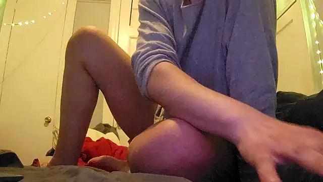 puddled wonderland online show from 10-18-25, 04:15