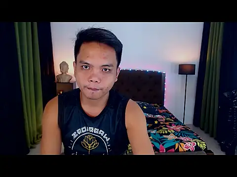 Snapshot of XExtraServiceManX chatting on 09-30-25, 04:45 XExtraServiceManX online show from 09-30-25, 04:45