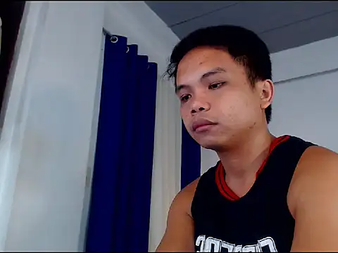 Snapshot of XExtraServiceManX chatting on 10-27-25, 10:03 XExtraServiceManX online show from 10-27-25, 10:03