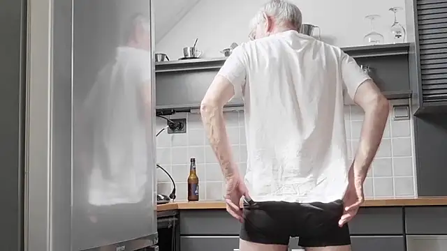 ewaldwillems99 online show from 04-08-26, 12:49